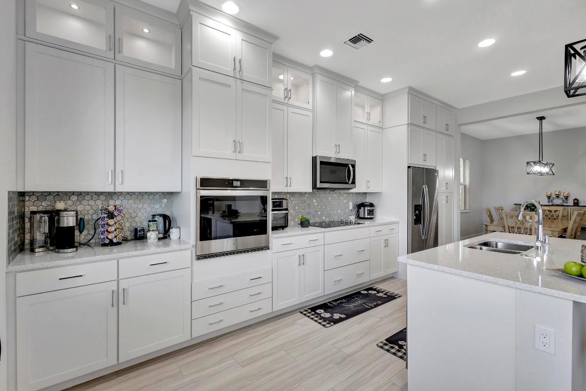 GROVES OF WESTLAKE - Residential