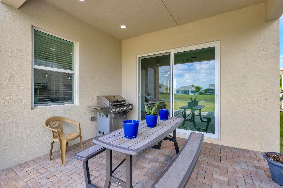 GROVES OF WESTLAKE - Residential