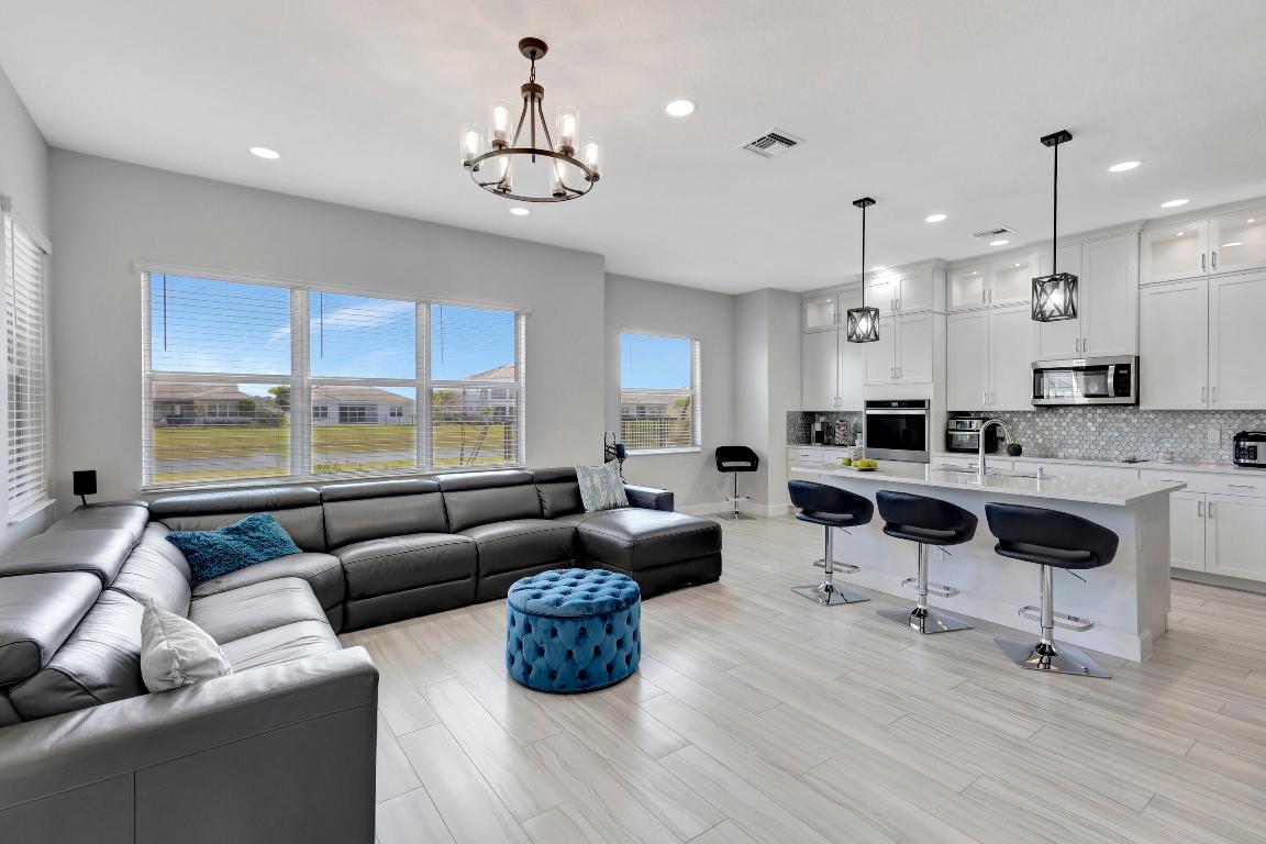 GROVES OF WESTLAKE - Residential