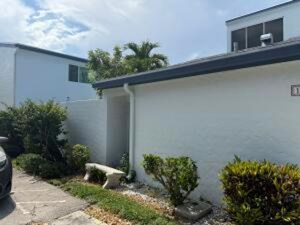 Photo of 129 Lehane Terrace #130, North Palm Beach, FL 33408 (MLS # R11128058)