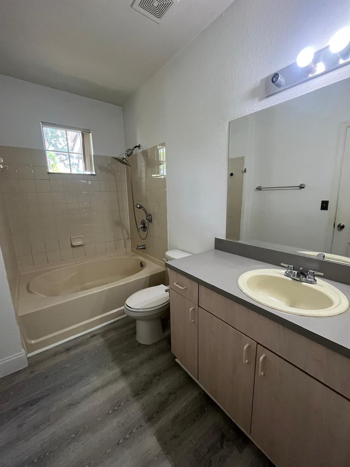 THE BELMONT II AT ST LUCI - Residential Lease