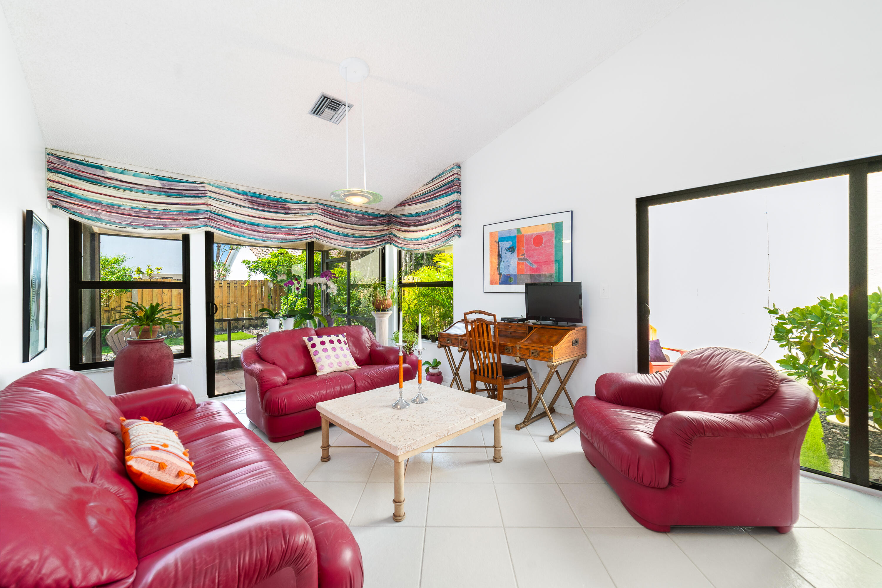 WIMBLEDON VILLAS OF VIA VERDE - Residential