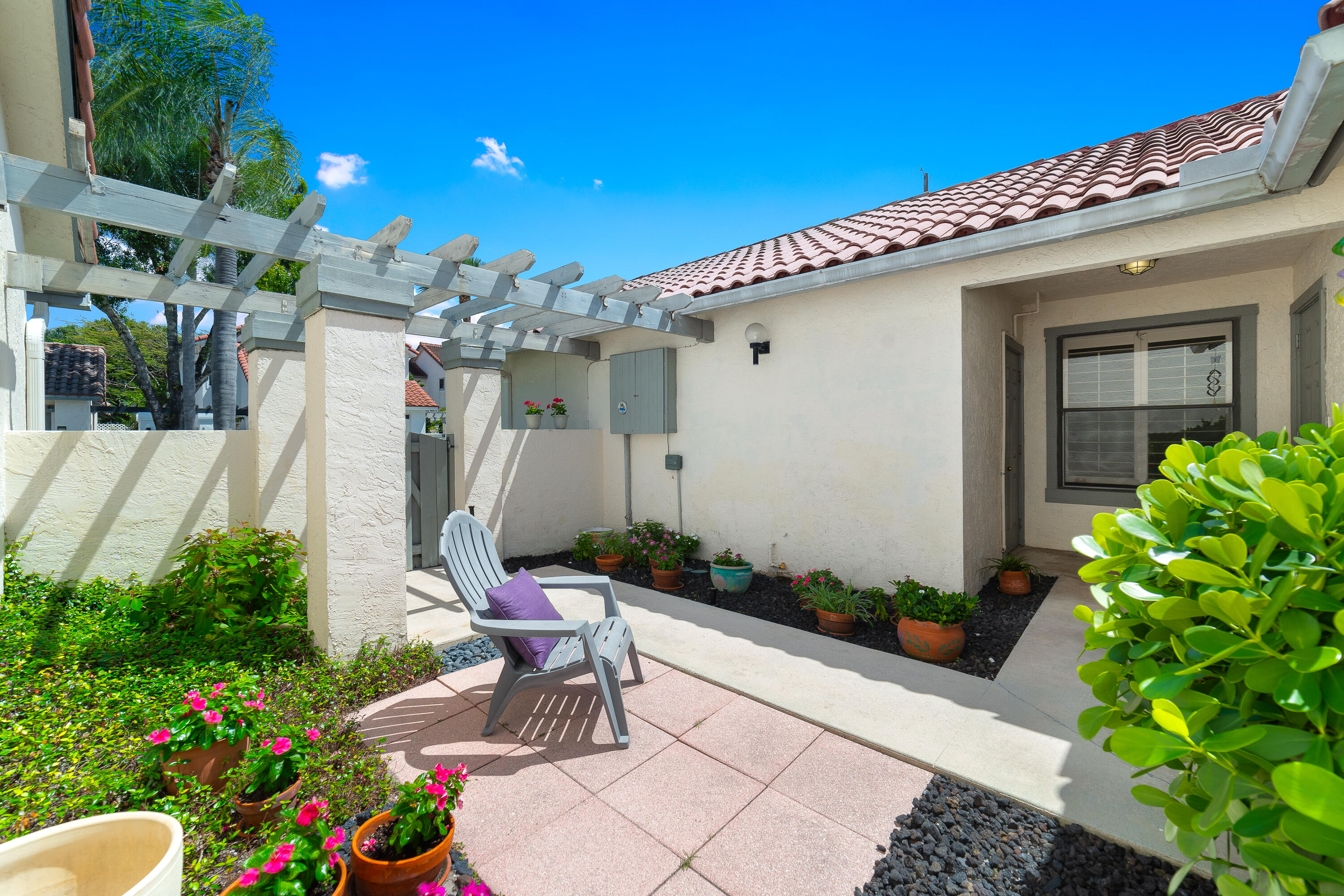 WIMBLEDON VILLAS OF VIA VERDE - Residential