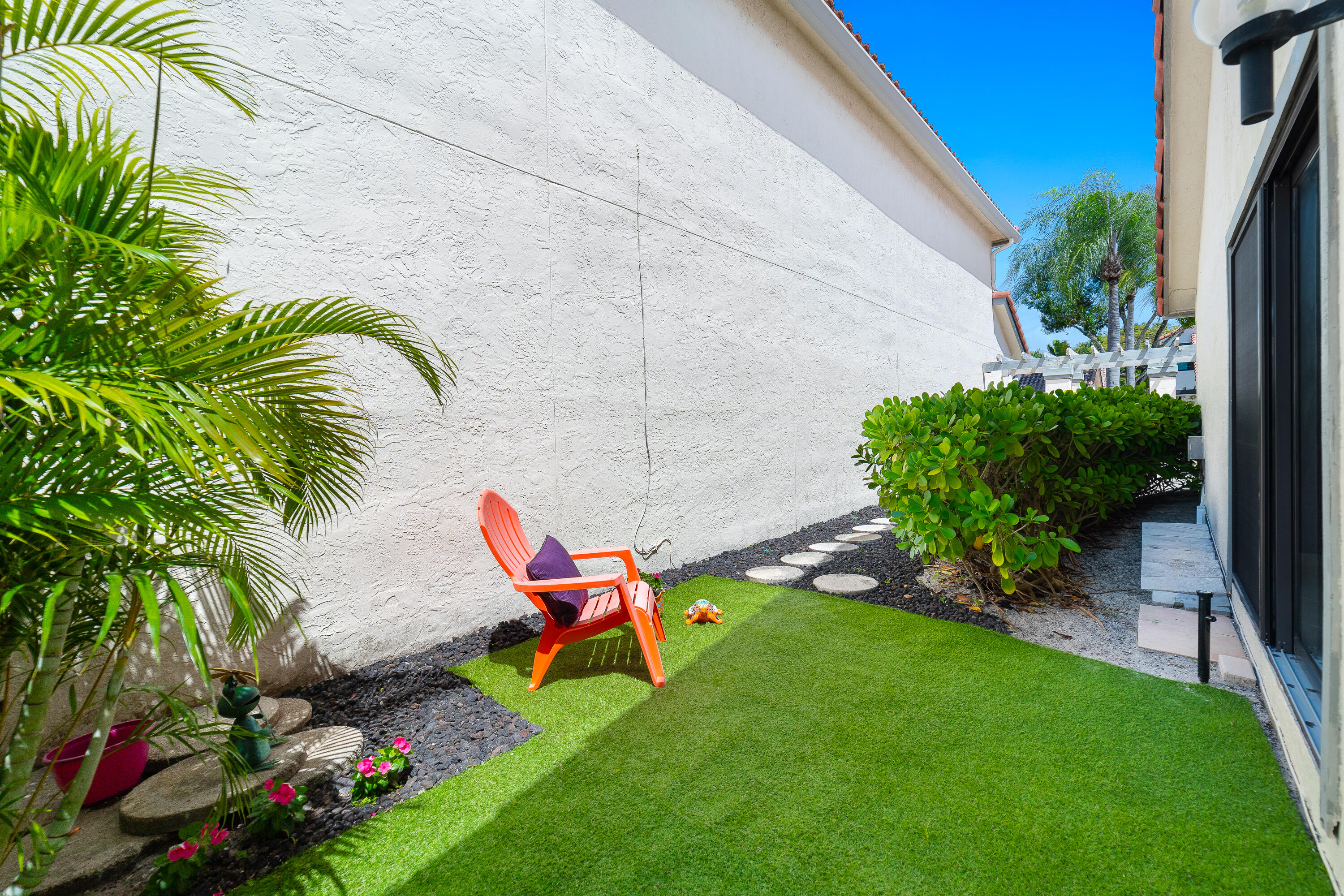 WIMBLEDON VILLAS OF VIA VERDE - Residential