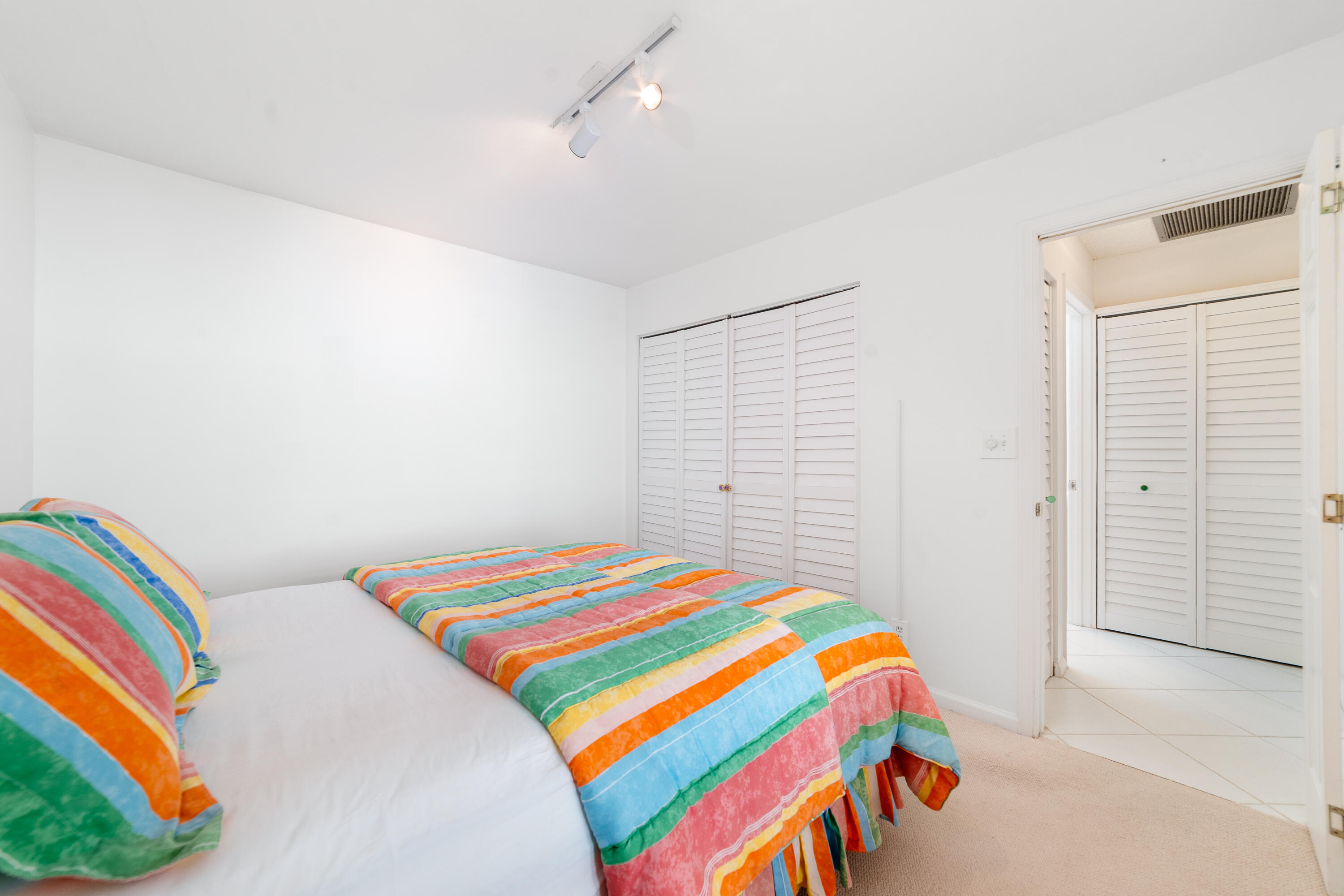 WIMBLEDON VILLAS OF VIA VERDE - Residential