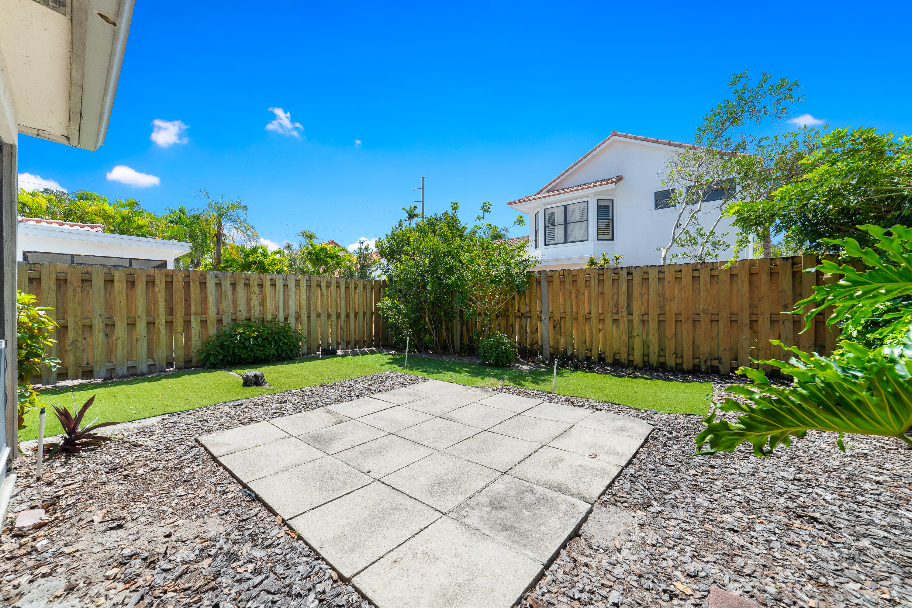 WIMBLEDON VILLAS OF VIA VERDE - Residential