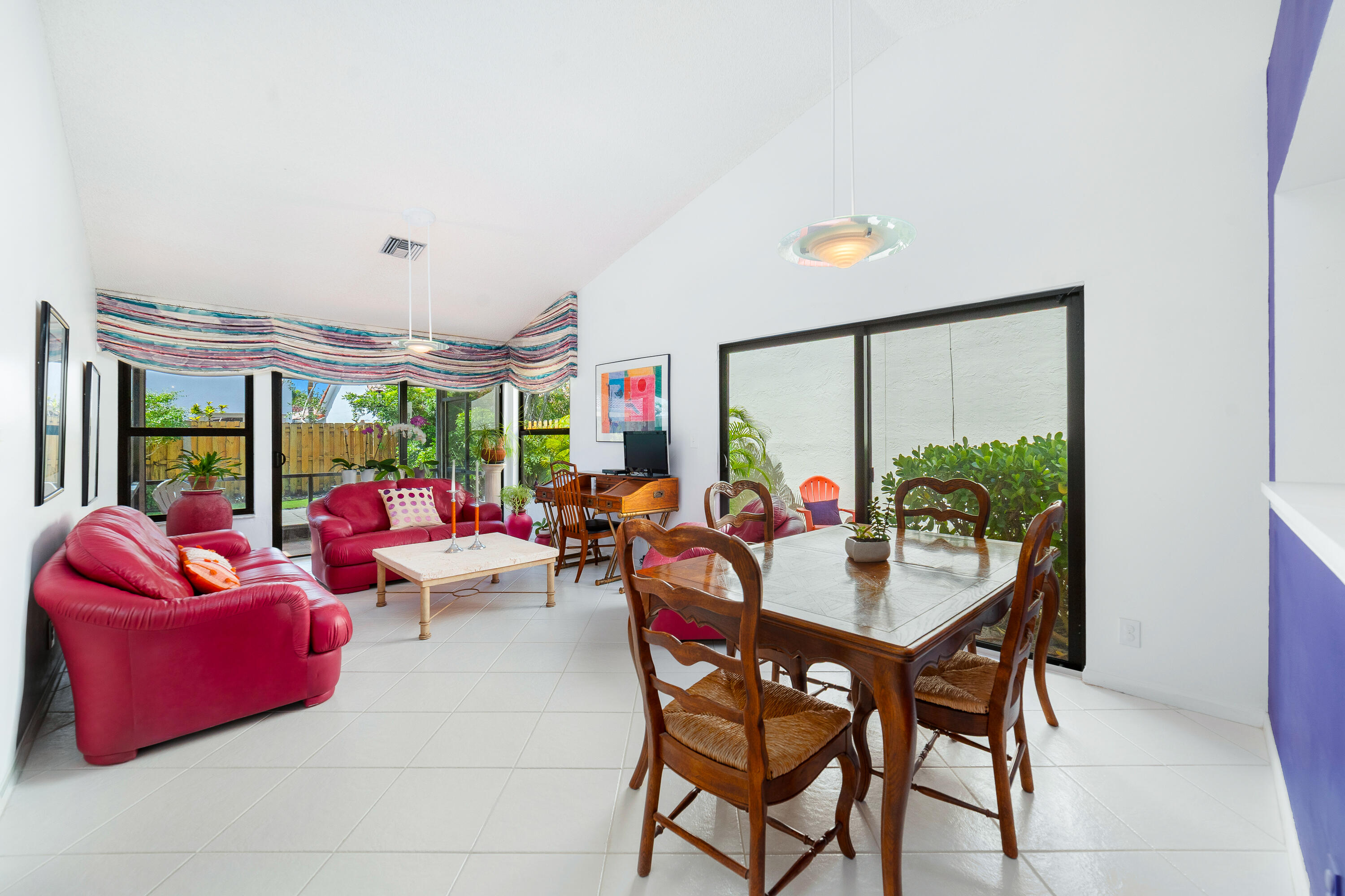 WIMBLEDON VILLAS OF VIA VERDE - Residential