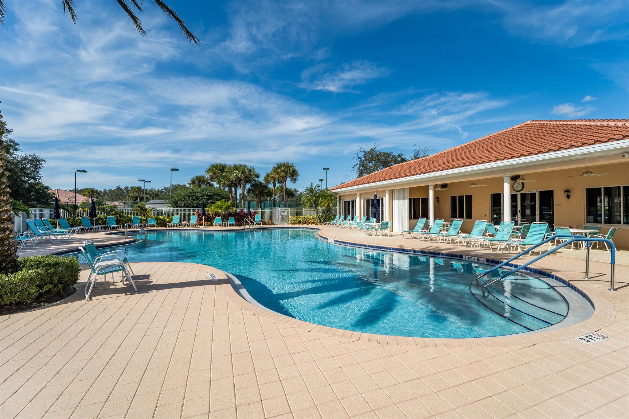 THE RETREAT - Residential