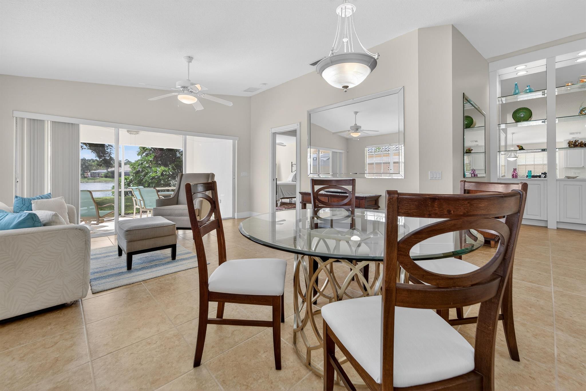 THE RETREAT - Residential