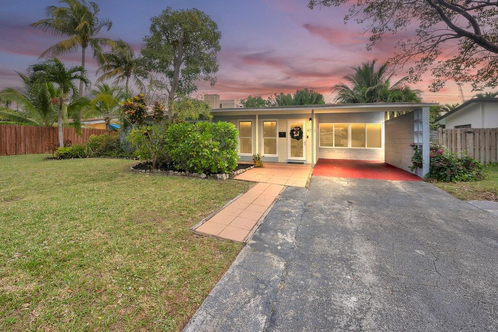 Photo of 4730 NE 18th Terrace, Fort Lauderdale, FL 33308 (MLS # F10478104)