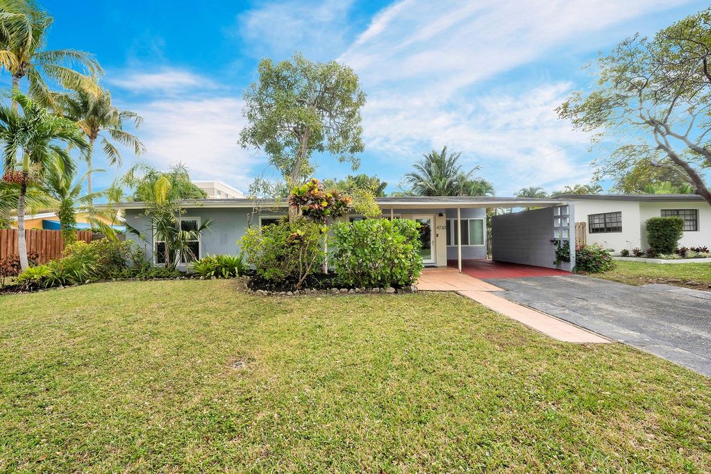 Photo of 4730 NE 18th Terrace, Fort Lauderdale, FL 33308 (MLS # F10478104)