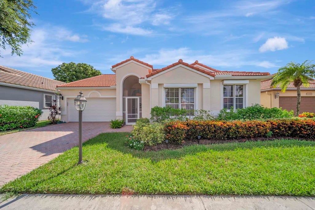 Photo of 23294 COSTA DEL SOL Boulevard, Boca Raton, FL 33433 (MLS # B26074054)