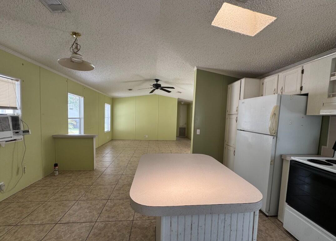 104 Plantation Boulevard 104