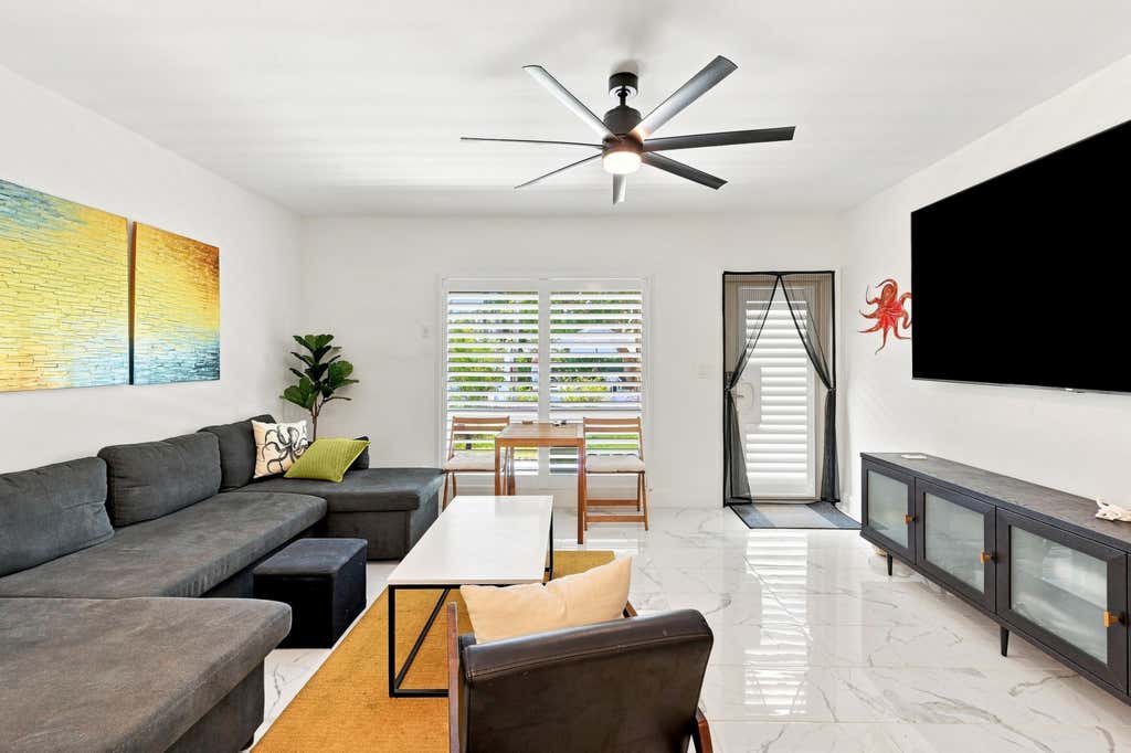 Photo of 3201 SE 10th Street #A9, Pompano Beach, FL 33062 (MLS # B26058003)