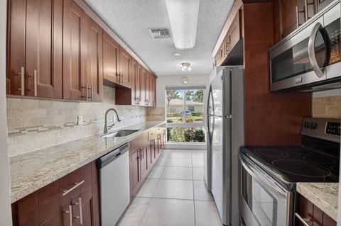 Tiny photo for 13740 Via Flora #C, Delray Beach, FL 33484 (MLS # B26026542)