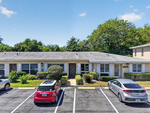 Tiny photo for 13740 Via Flora #C, Delray Beach, FL 33484 (MLS # B26026542)