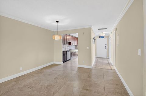 Tiny photo for 13740 Via Flora #C, Delray Beach, FL 33484 (MLS # B26026542)