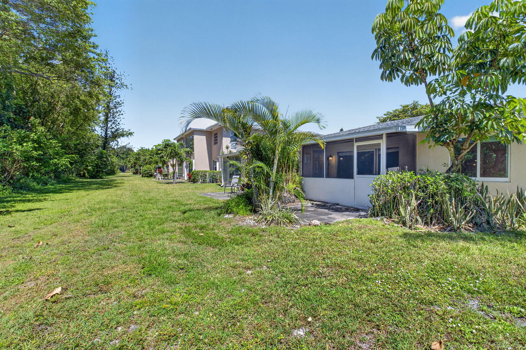 Palm Greens - Residential
