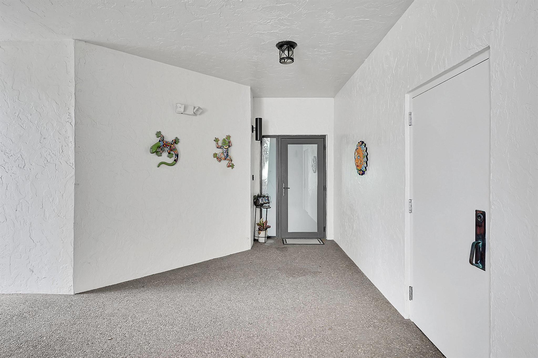 800 Andrews Avenue 9