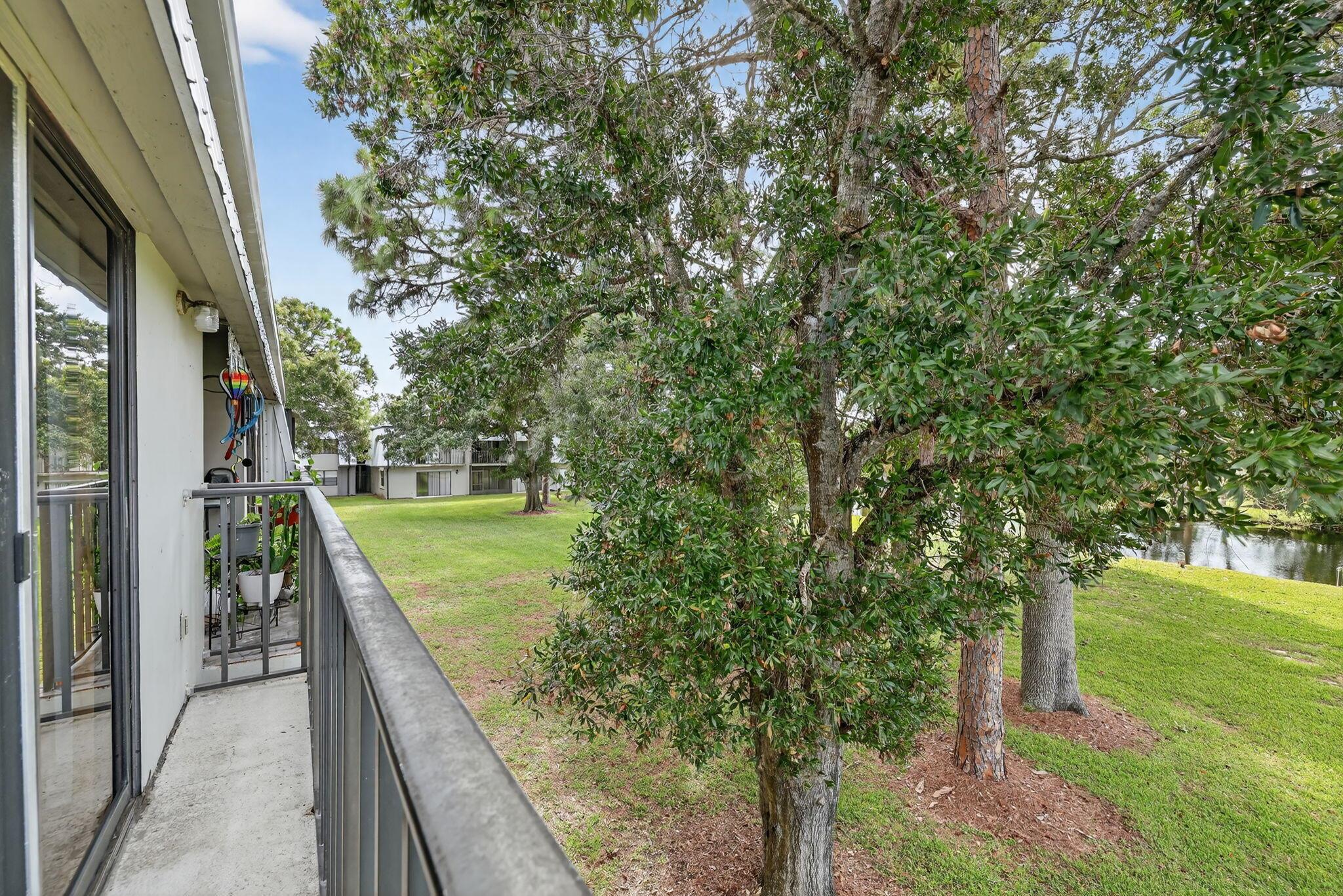 WOODLAND CONDOMINIUM - Residential