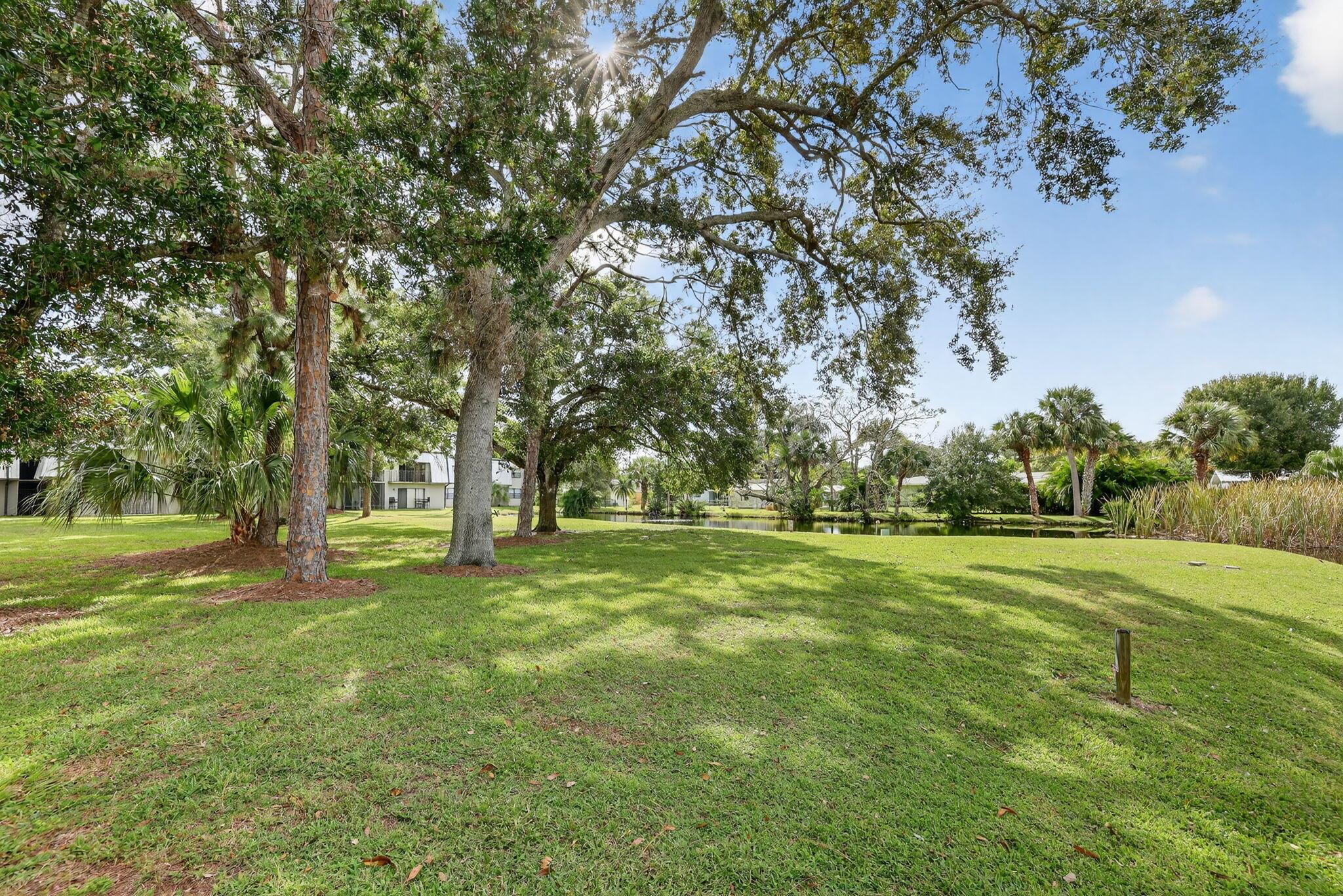 WOODLAND CONDOMINIUM - Residential