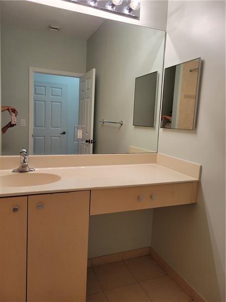 ROSEMONT CONDOMINIUM - Residential Lease