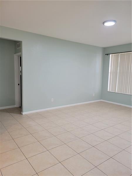 ROSEMONT CONDOMINIUM - Residential Lease