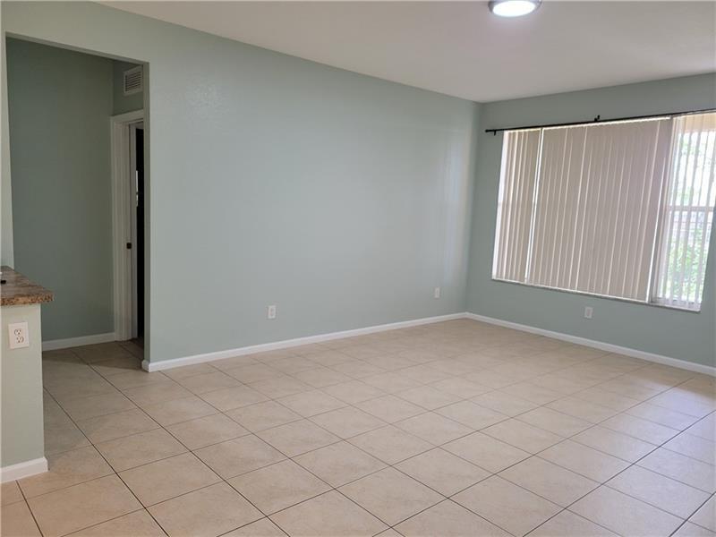 ROSEMONT CONDOMINIUM - Residential Lease