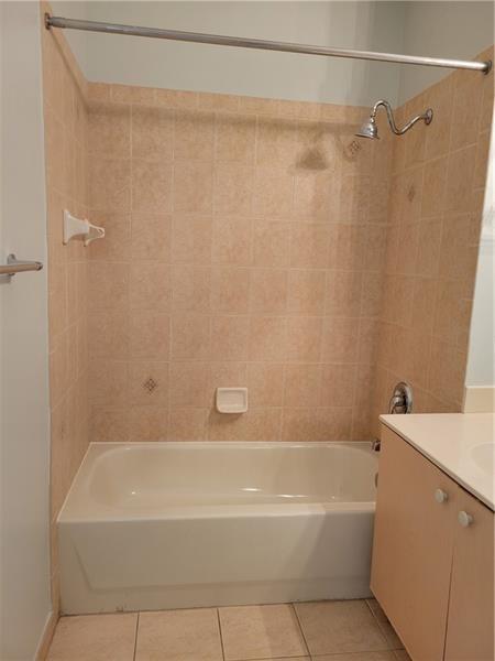 ROSEMONT CONDOMINIUM - Residential Lease