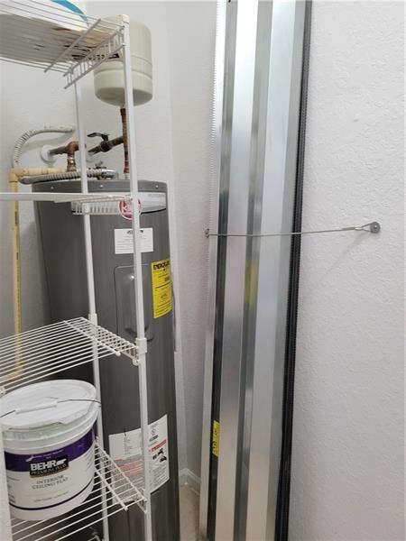 ROSEMONT CONDOMINIUM - Residential Lease