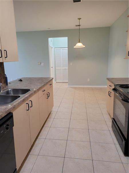 ROSEMONT CONDOMINIUM - Residential Lease