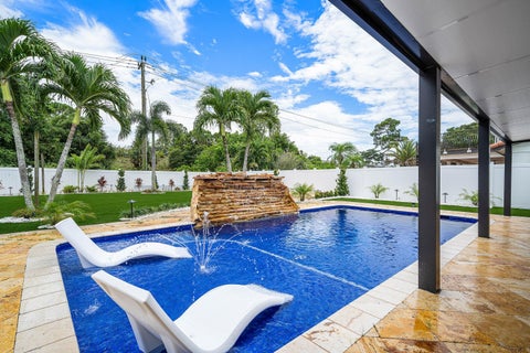 Tiny photo for 1520 SW 17TH Street, Boca Raton, FL 33486 (MLS # B26071331)