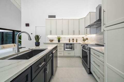 Tiny photo for 1520 SW 17TH Street, Boca Raton, FL 33486 (MLS # B26071331)