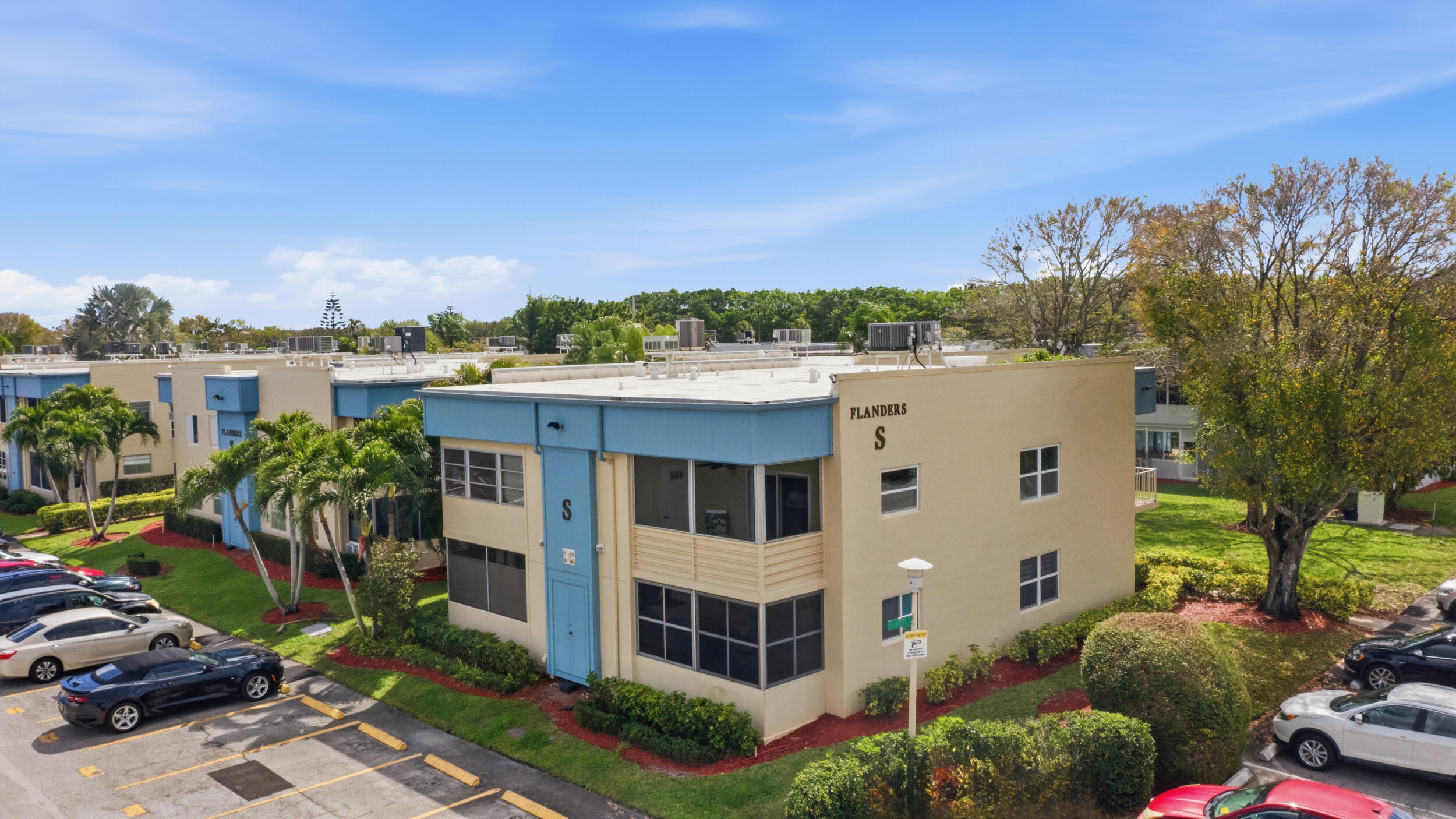 KINGS POINT - Residential