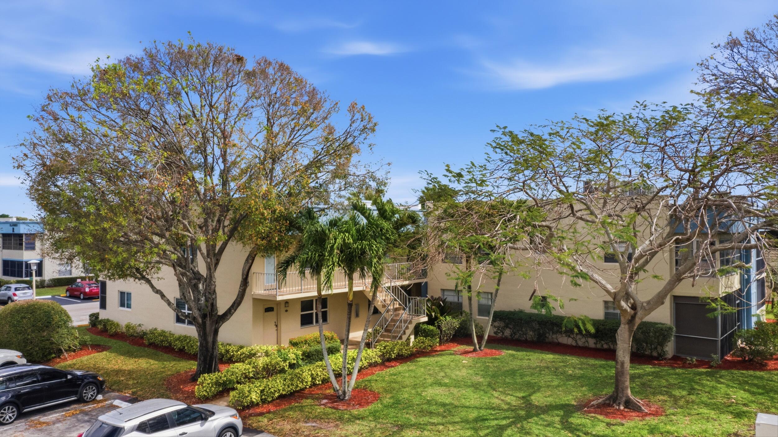 KINGS POINT - Residential