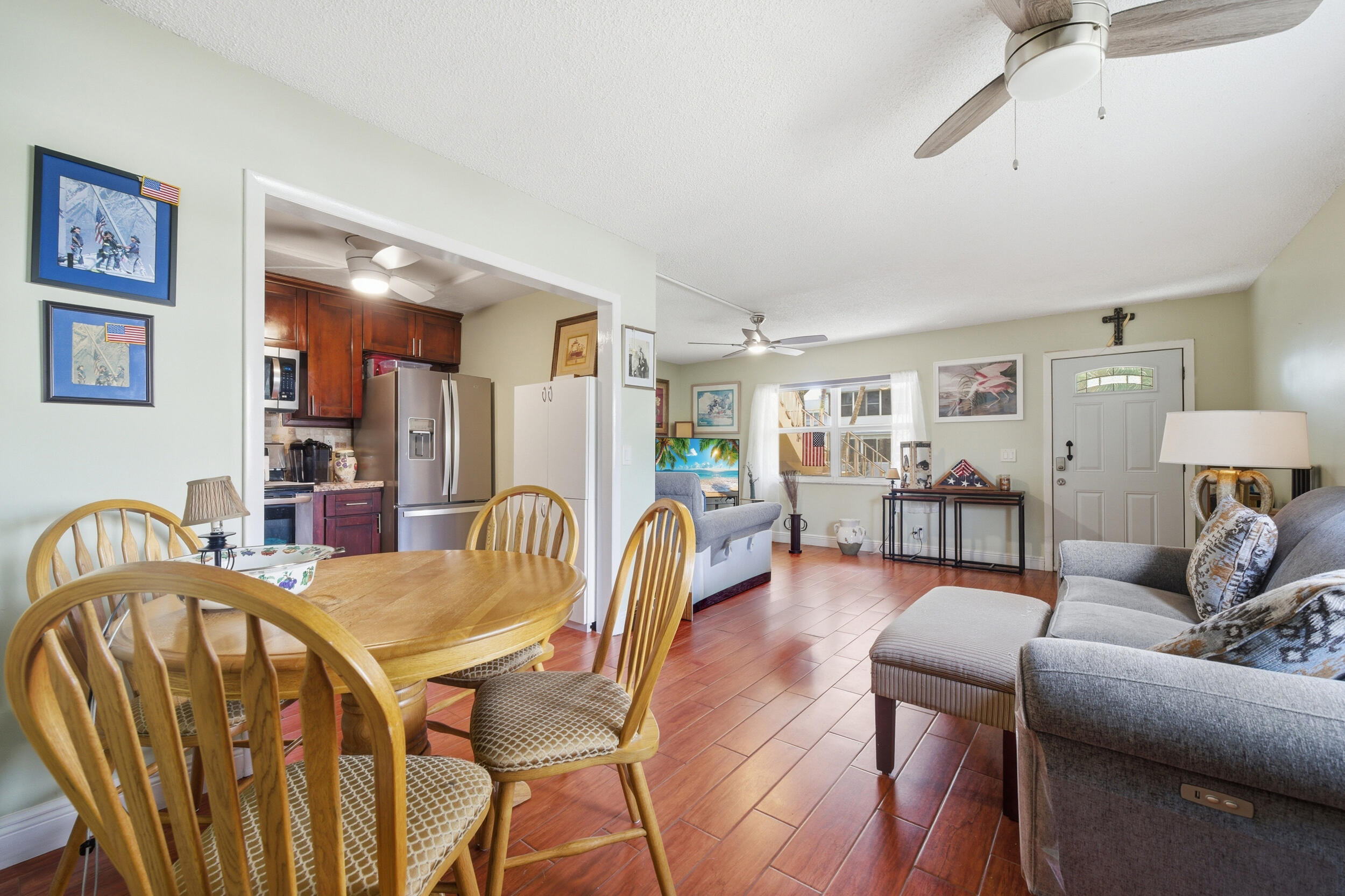 KINGS POINT - Residential