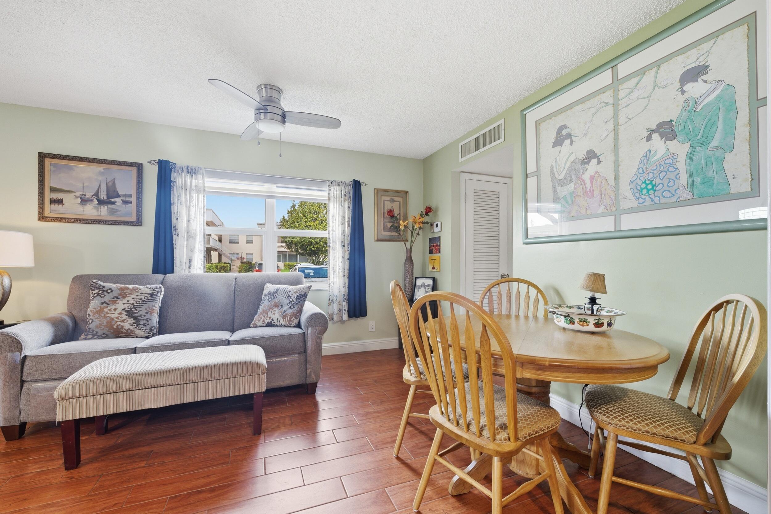 KINGS POINT - Residential