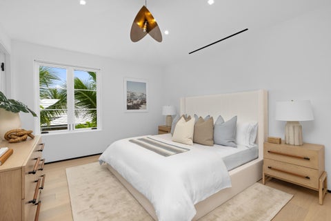 Tiny photo for 1265 N Lake Way, Palm Beach, FL 33480 (MLS # B26088581)