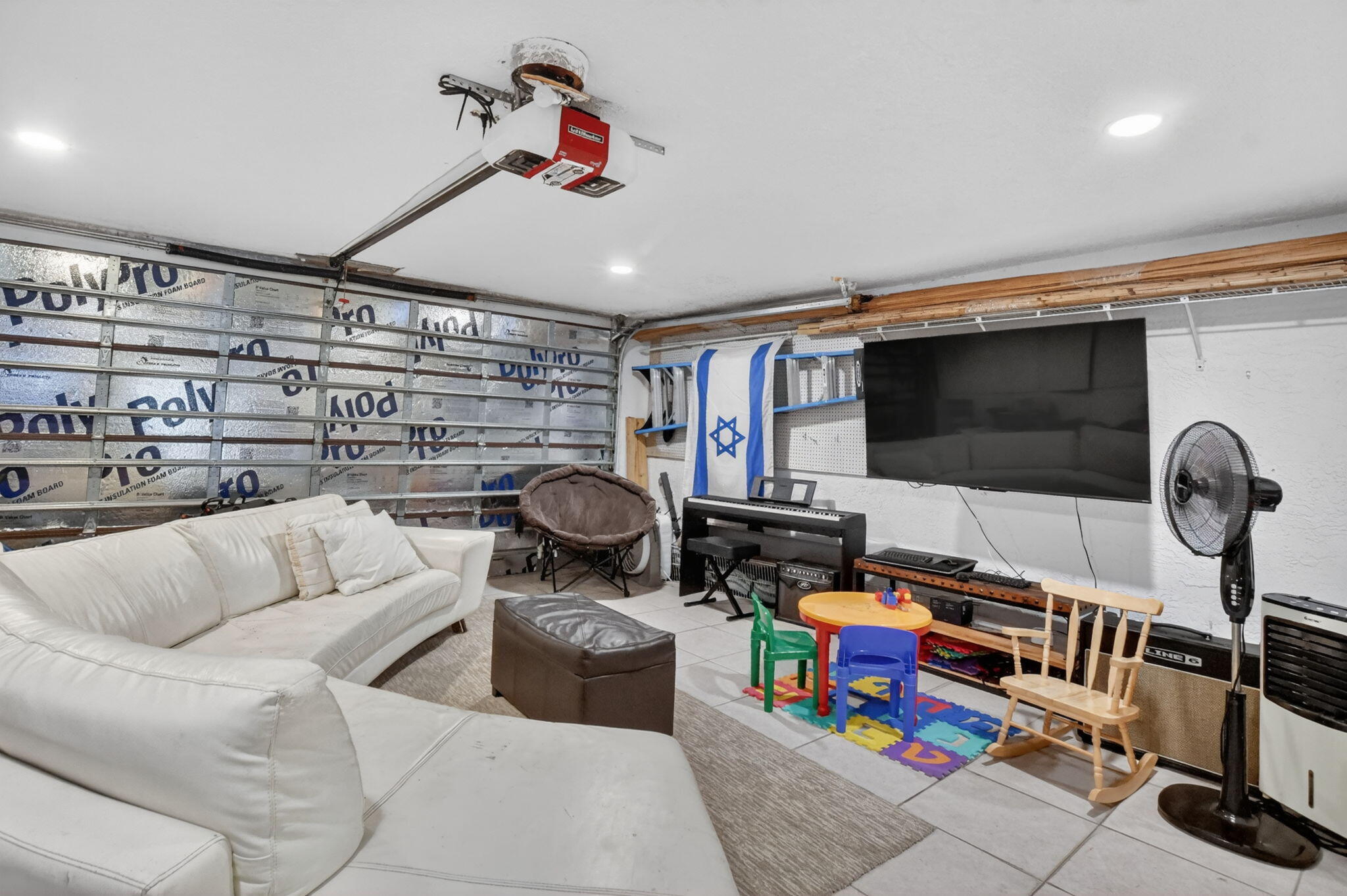 PRADERA OF VIA VERDE PH 1 REPLAT - Residential