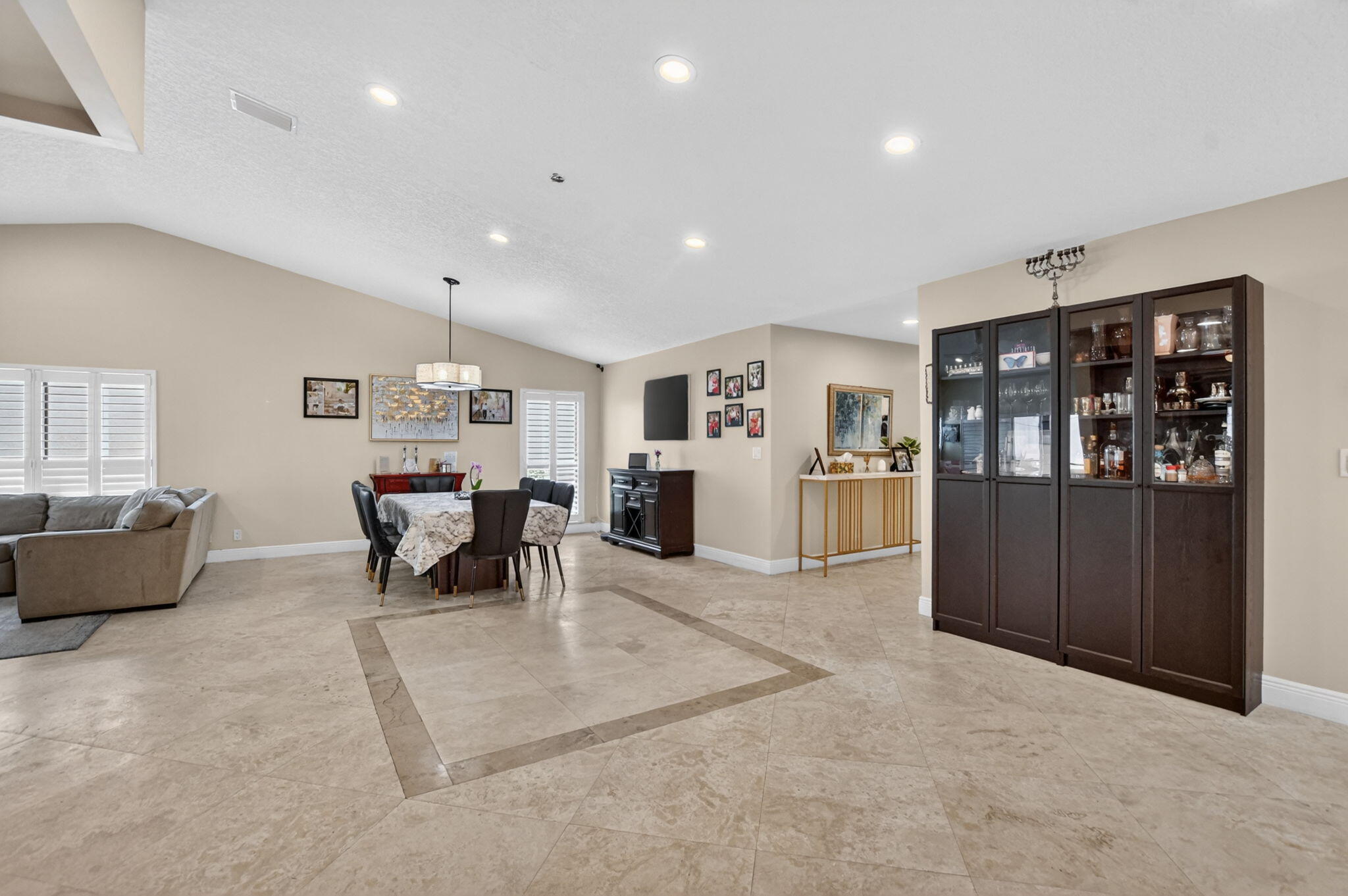 PRADERA OF VIA VERDE PH 1 REPLAT - Residential