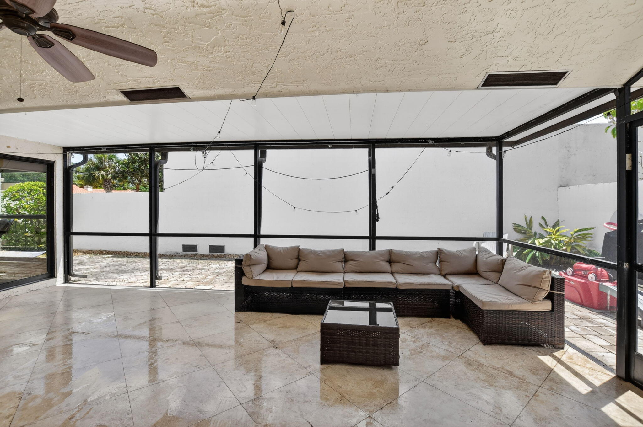 PRADERA OF VIA VERDE PH 1 REPLAT - Residential