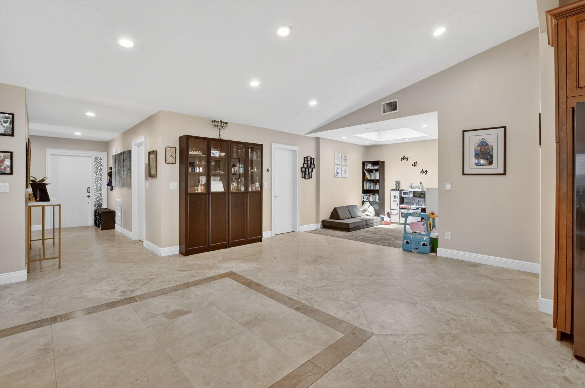 PRADERA OF VIA VERDE PH 1 REPLAT - Residential