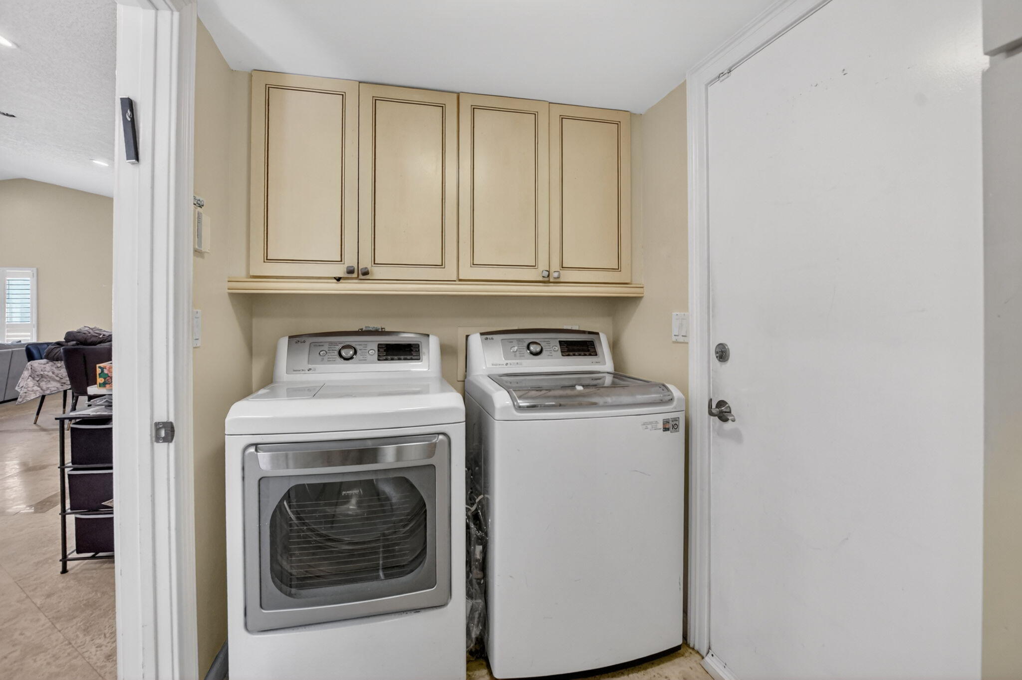 PRADERA OF VIA VERDE PH 1 REPLAT - Residential