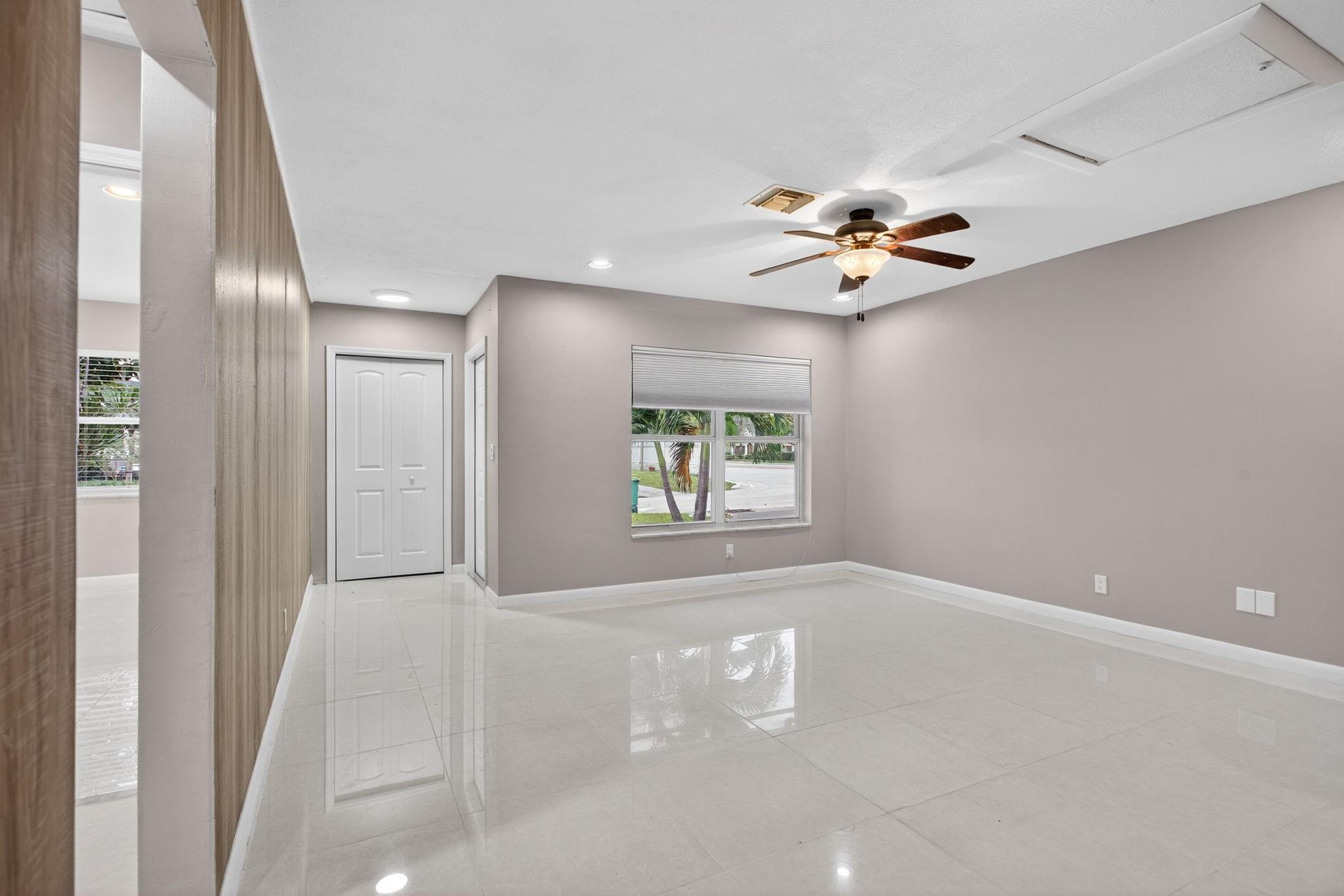 Woodland Villas 73-34 B - Residential Income