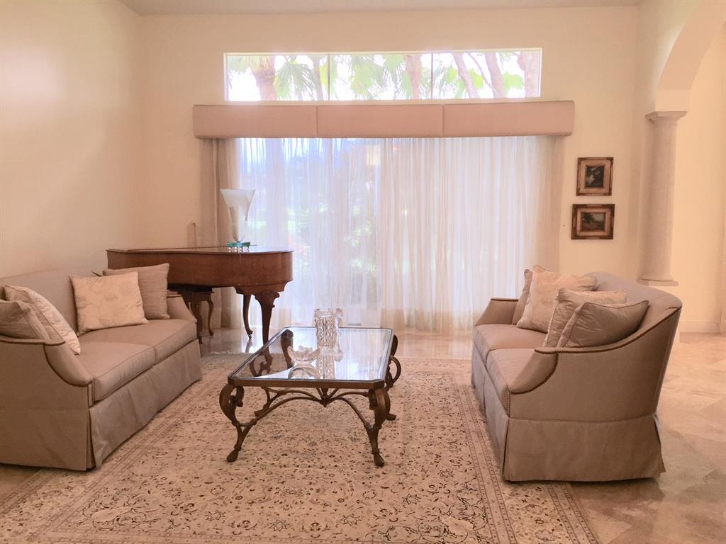 Mizner Country Club - Residential Lease