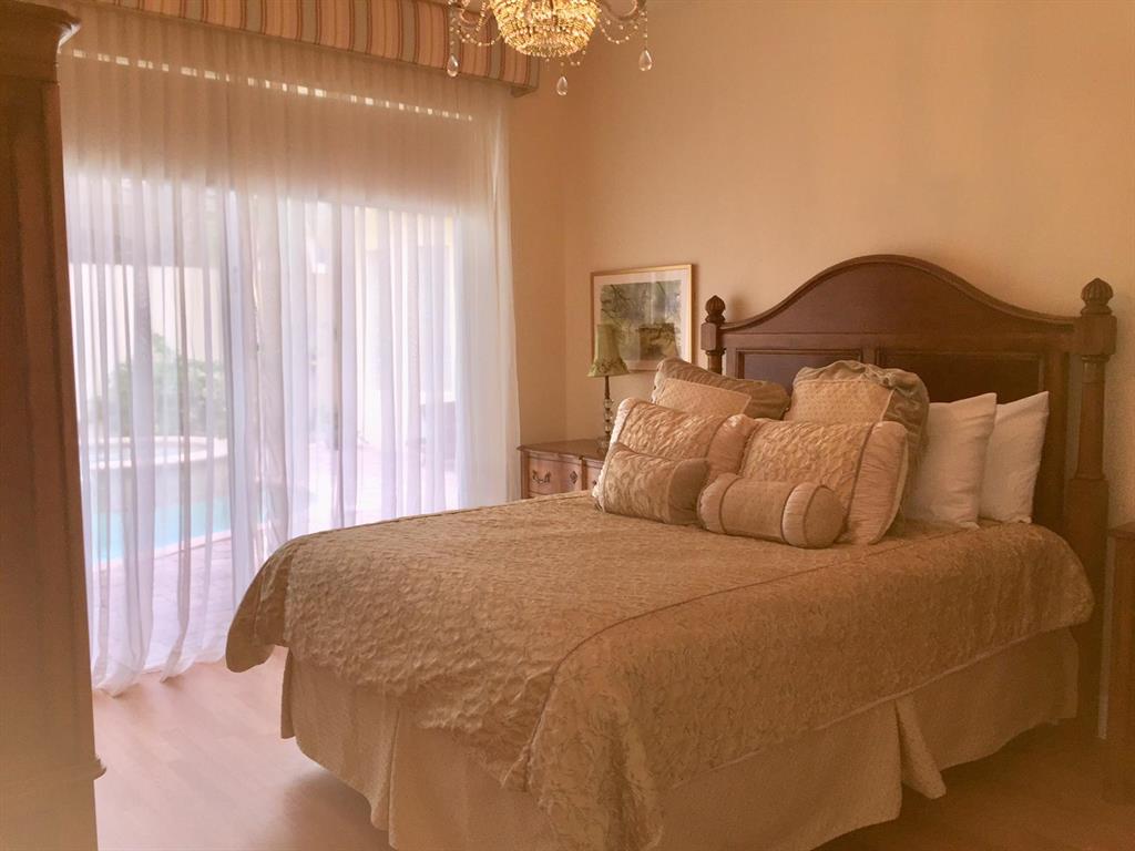 Mizner Country Club - Residential Lease