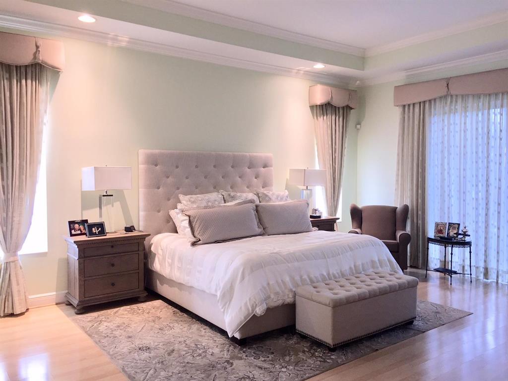 Mizner Country Club - Residential Lease