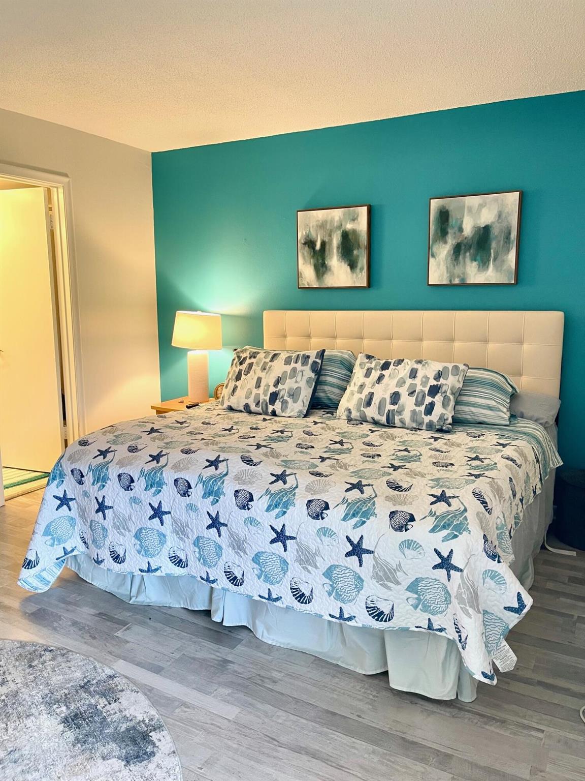 View photos, virtual tours, details... 211 Dorchester I