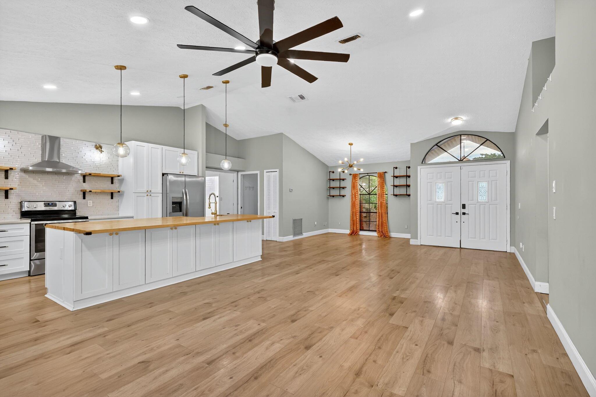 PORT ST LUCIE SECTION 18 - Residential