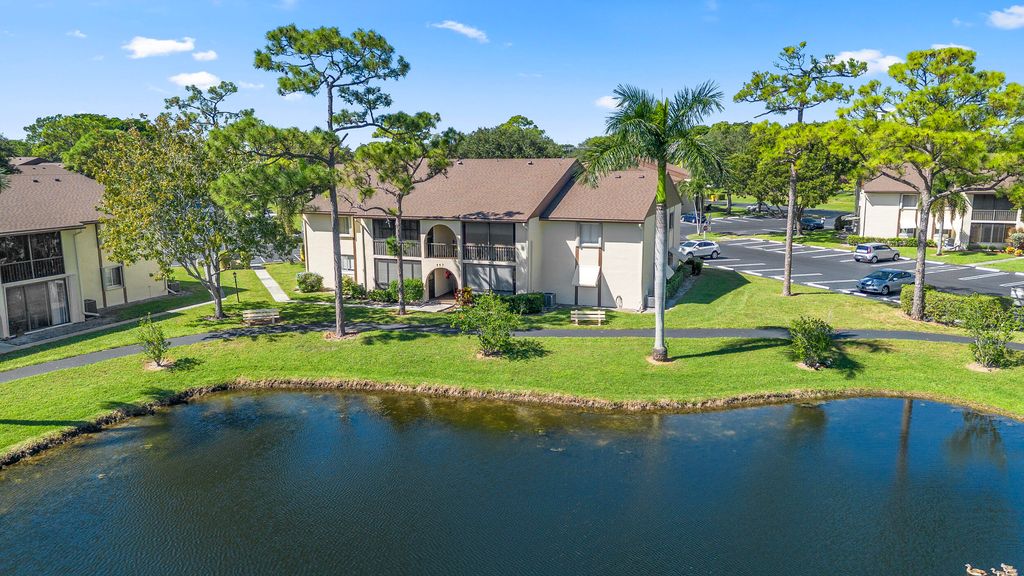 Photo of 117 Lake Pine Circle #C-1, Greenacres, FL 33463 (MLS # R11137058)